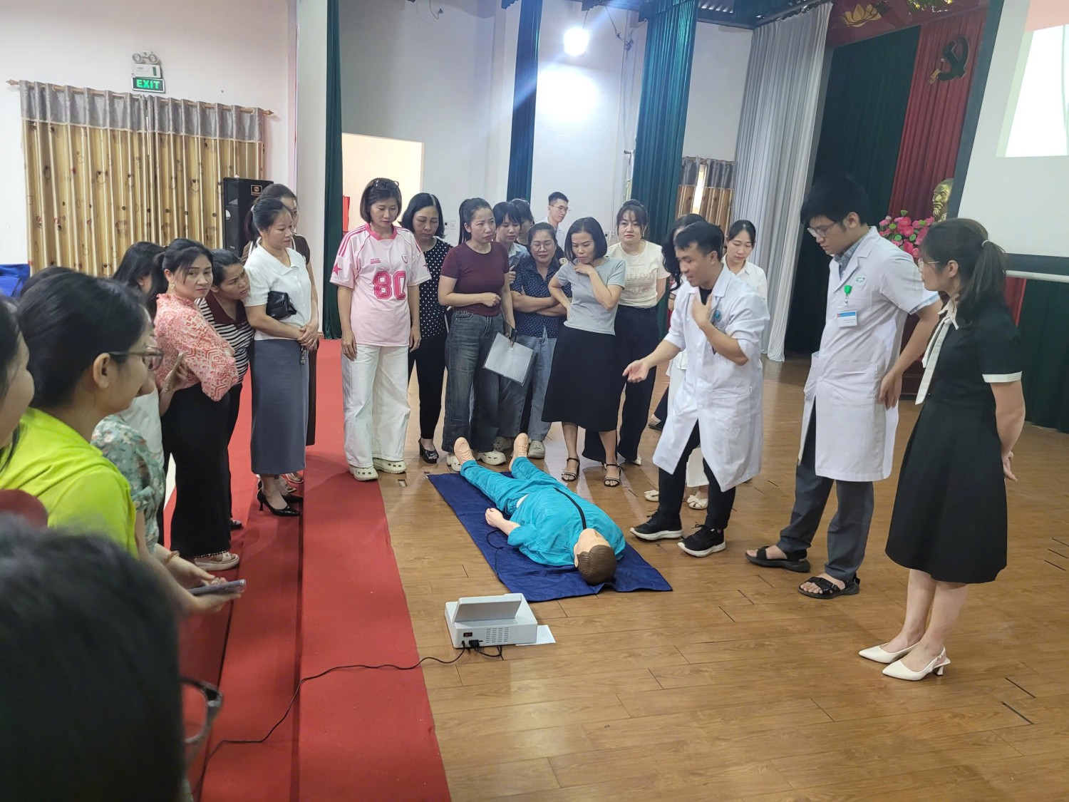 z7704376456879 b636f83c9d7ea8c8a4da6558c89daad1