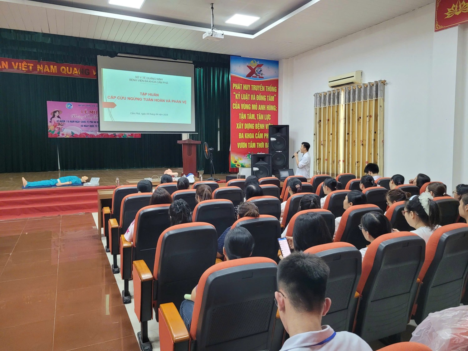 z7704376477164 4373fdae4177e7567442c2e397109a18