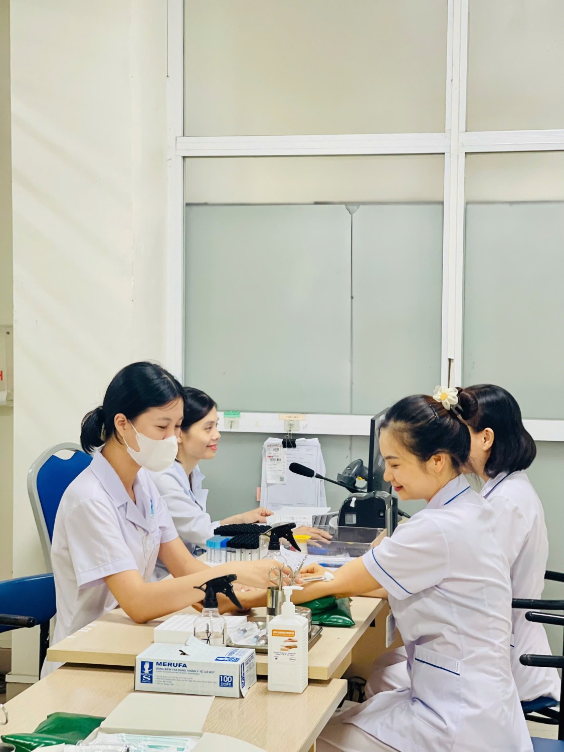 Bệnh viện đa khoa Cẩm Phả: Chăm sóc sức khỏe người lao động gắn liền với mục tiêu toàn dân